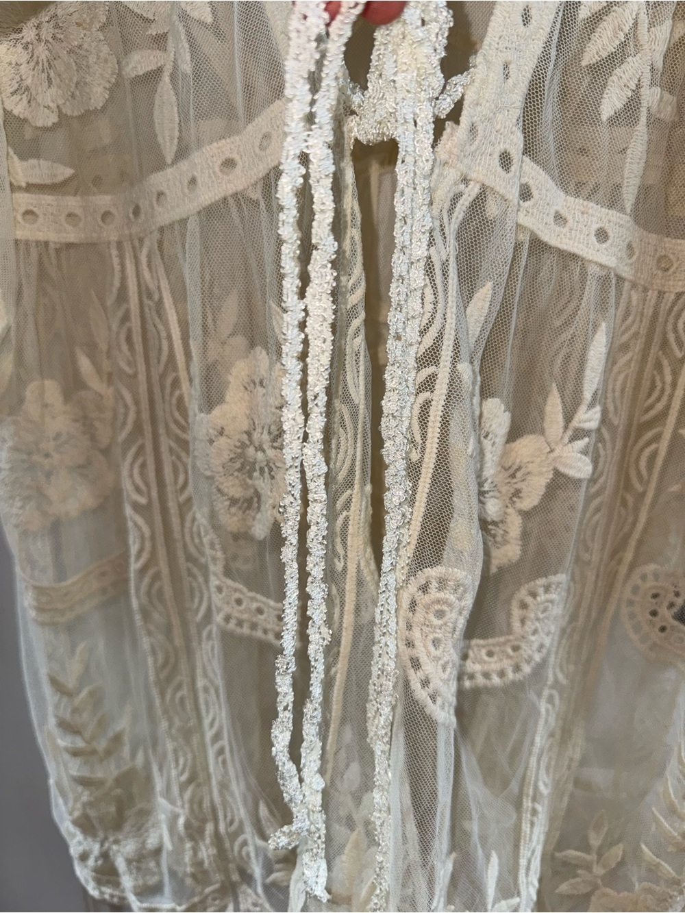 POL Cream Lace Floral Kimono Cardigan - Picture 5 of 6